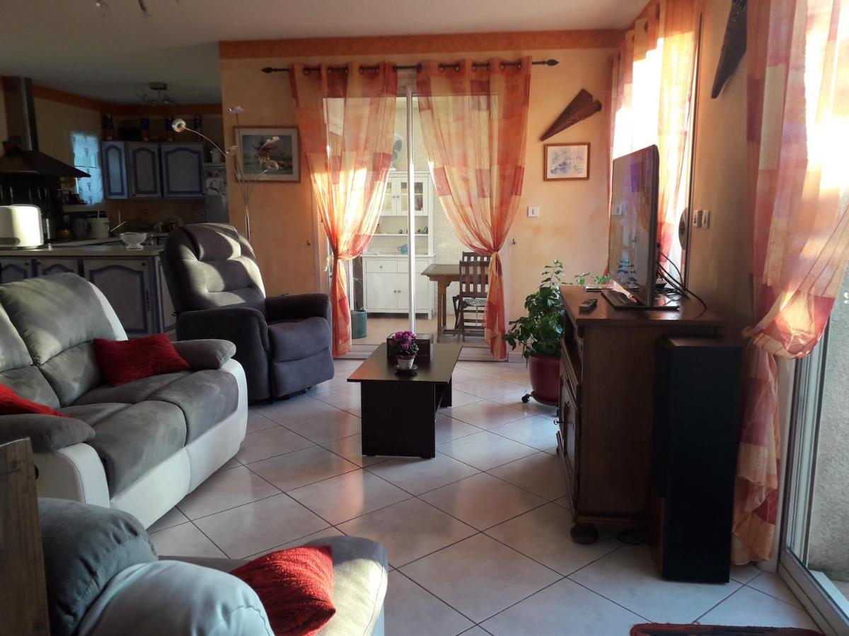 Lauriers Roses Bed & Breakfast Puisserguier ภายนอก รูปภาพ